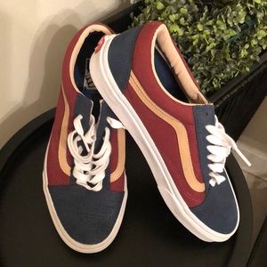 VANS Old Skool Mono Suede Shoe